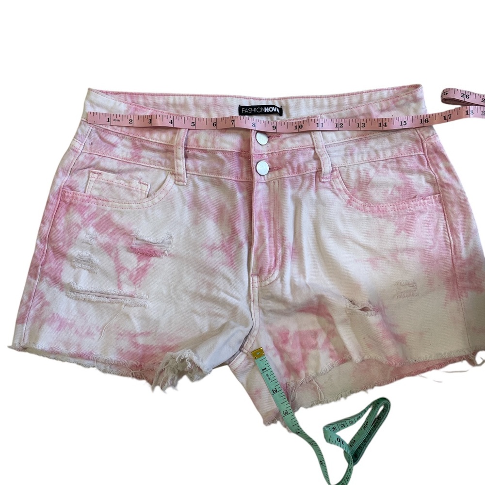 Pink and White high rise Acid Wash Cut-Off Jean Shorts,Distressed Size 9 - Picture 4 of 6